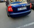 Синий Шкода Октавия, объемом двигателя 2 л и пробегом 250 тыс. км за 6000 $, фото 2 на Automoto.ua
