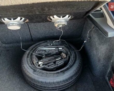 Синий Шкода Октавия, объемом двигателя 1.6 л и пробегом 274 тыс. км за 4000 $, фото 7 на Automoto.ua