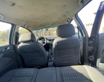 Синий Шкода Октавия, объемом двигателя 1.6 л и пробегом 220 тыс. км за 2200 $, фото 5 на Automoto.ua