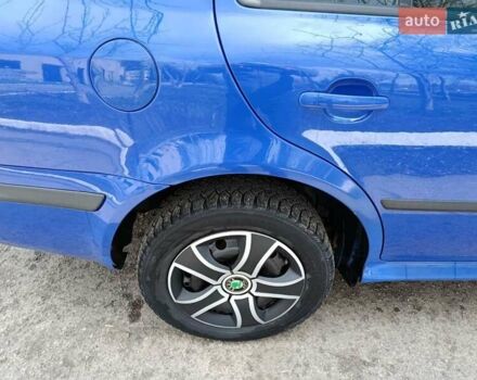 Синій Шкода Октавія, об'ємом двигуна 1.6 л та пробігом 255 тис. км за 4400 $, фото 7 на Automoto.ua