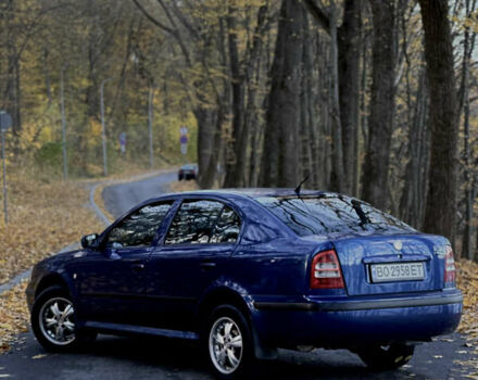 Синий Шкода Октавия, объемом двигателя 1.78 л и пробегом 372 тыс. км за 3800 $, фото 2 на Automoto.ua