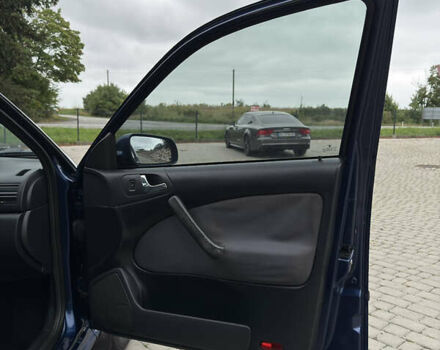 Синій Шкода Октавія, об'ємом двигуна 1.6 л та пробігом 350 тис. км за 4350 $, фото 16 на Automoto.ua