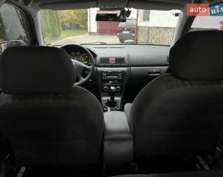 Синий Шкода Октавия, объемом двигателя 1.6 л и пробегом 103 тыс. км за 7800 $, фото 4 на Automoto.ua