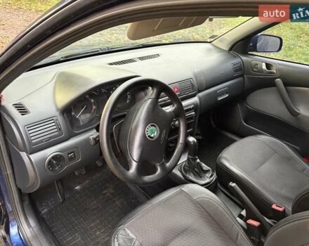 Синий Шкода Октавия, объемом двигателя 1.6 л и пробегом 157 тыс. км за 5950 $, фото 16 на Automoto.ua