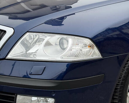 Синий Шкода Октавия, объемом двигателя 1.6 л и пробегом 223 тыс. км за 7099 $, фото 2 на Automoto.ua