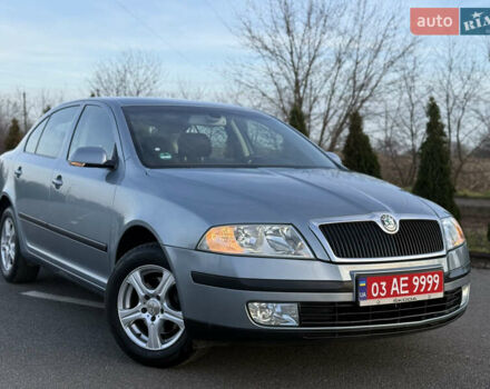 Синий Шкода Октавия, объемом двигателя 1.6 л и пробегом 214 тыс. км за 6550 $, фото 1 на Automoto.ua