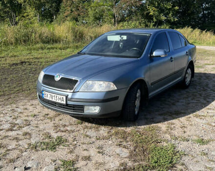 Синий Шкода Октавия, объемом двигателя 1.6 л и пробегом 210 тыс. км за 5555 $, фото 5 на Automoto.ua
