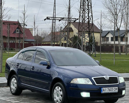 Синий Шкода Октавия, объемом двигателя 1.6 л и пробегом 210 тыс. км за 5500 $, фото 2 на Automoto.ua