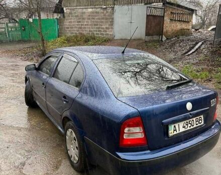 Синий Шкода Октавия, объемом двигателя 1.6 л и пробегом 306 тыс. км за 4200 $, фото 2 на Automoto.ua