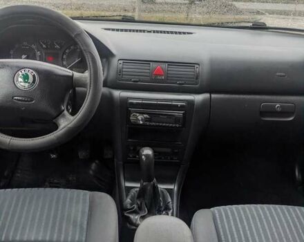 Синий Шкода Октавия, объемом двигателя 1.8 л и пробегом 270 тыс. км за 4900 $, фото 61 на Automoto.ua