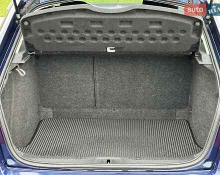 Синий Шкода Октавия, объемом двигателя 1.6 л и пробегом 210 тыс. км за 5500 $, фото 22 на Automoto.ua