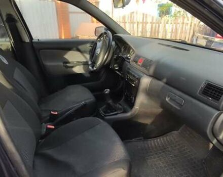 Синий Шкода Октавия, объемом двигателя 1.6 л и пробегом 313 тыс. км за 4900 $, фото 24 на Automoto.ua