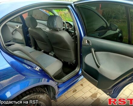 Синий Шкода Октавия, объемом двигателя 1.6 л и пробегом 290 тыс. км за 5700 $, фото 4 на Automoto.ua