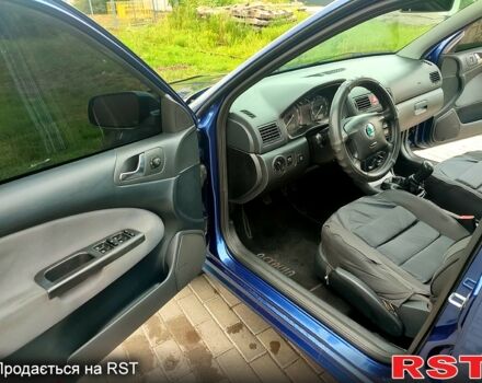 Синий Шкода Октавия, объемом двигателя 1.6 л и пробегом 290 тыс. км за 5700 $, фото 3 на Automoto.ua