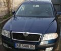 Синий Шкода Октавия, объемом двигателя 2 л и пробегом 180 тыс. км за 6400 $, фото 1 на Automoto.ua