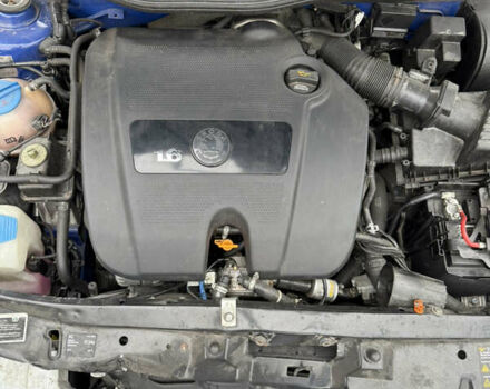 Синий Шкода Октавия, объемом двигателя 1.6 л и пробегом 117 тыс. км за 3800 $, фото 24 на Automoto.ua