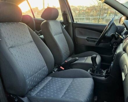 Синій Шкода Октавія, об'ємом двигуна 1.6 л та пробігом 236 тис. км за 4500 $, фото 10 на Automoto.ua