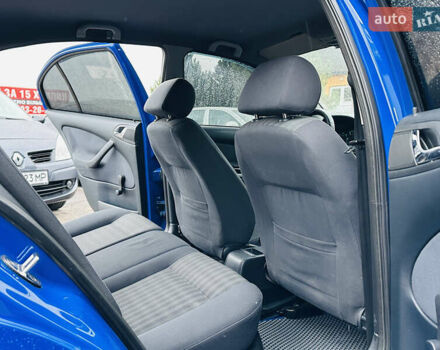 Синій Шкода Октавія, об'ємом двигуна 1.6 л та пробігом 250 тис. км за 5700 $, фото 15 на Automoto.ua