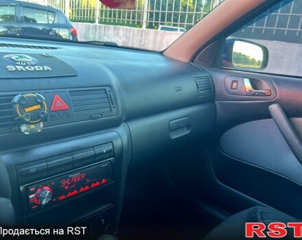 Синий Шкода Октавия, объемом двигателя 1.6 л и пробегом 356 тыс. км за 5200 $, фото 6 на Automoto.ua