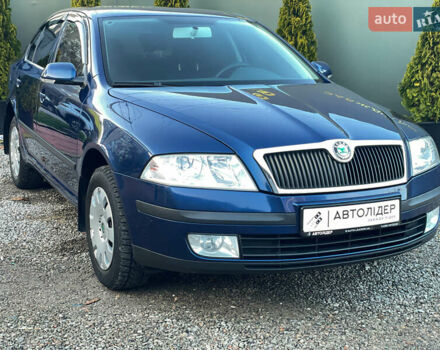 Синий Шкода Октавия, объемом двигателя 1.6 л и пробегом 157 тыс. км за 6700 $, фото 5 на Automoto.ua