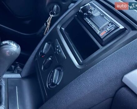 Синий Шкода Октавия, объемом двигателя 1.6 л и пробегом 180 тыс. км за 5850 $, фото 25 на Automoto.ua