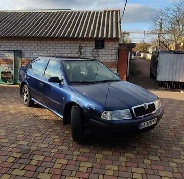 Синий Шкода Октавия, объемом двигателя 1.6 л и пробегом 313 тыс. км за 4900 $, фото 5 на Automoto.ua