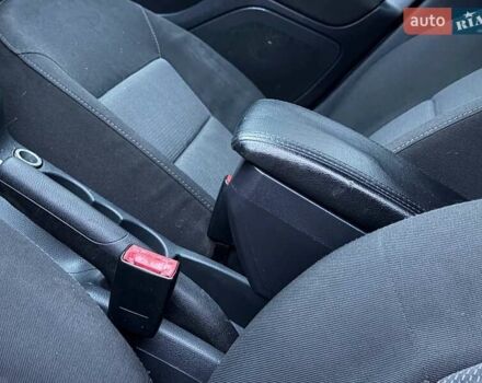 Синий Шкода Октавия, объемом двигателя 1.6 л и пробегом 180 тыс. км за 5850 $, фото 46 на Automoto.ua