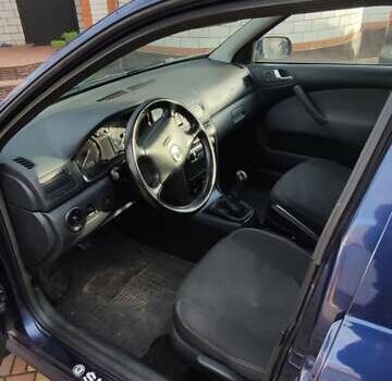 Синий Шкода Октавия, объемом двигателя 1.6 л и пробегом 313 тыс. км за 4900 $, фото 20 на Automoto.ua