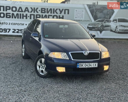 Синій Шкода Октавія, об'ємом двигуна 1.6 л та пробігом 230 тис. км за 5950 $, фото 3 на Automoto.ua