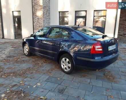 Синій Шкода Октавія, об'ємом двигуна 1.6 л та пробігом 201 тис. км за 6800 $, фото 5 на Automoto.ua