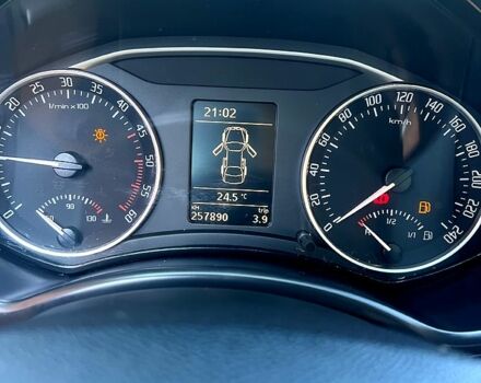 Синий Шкода Октавия, объемом двигателя 1.6 л и пробегом 264 тыс. км за 7500 $, фото 3 на Automoto.ua