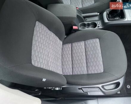 Синий Шкода Октавия, объемом двигателя 1.6 л и пробегом 85 тыс. км за 8999 $, фото 122 на Automoto.ua