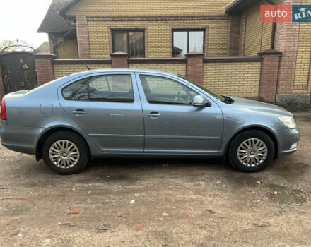 Синий Шкода Октавия, объемом двигателя 1.6 л и пробегом 207 тыс. км за 8450 $, фото 4 на Automoto.ua