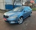 Синий Шкода Октавия, объемом двигателя 1.6 л и пробегом 176 тыс. км за 8350 $, фото 1 на Automoto.ua