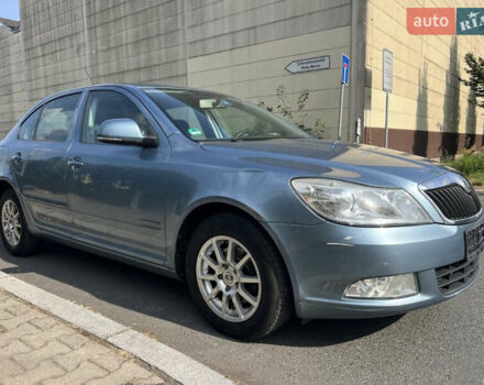 Синий Шкода Октавия, объемом двигателя 1.6 л и пробегом 191 тыс. км за 8000 $, фото 3 на Automoto.ua