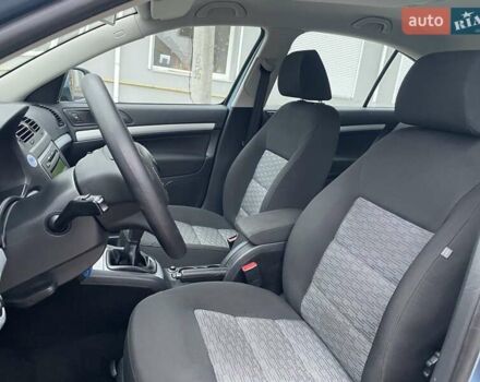 Синий Шкода Октавия, объемом двигателя 1.6 л и пробегом 85 тыс. км за 8999 $, фото 115 на Automoto.ua