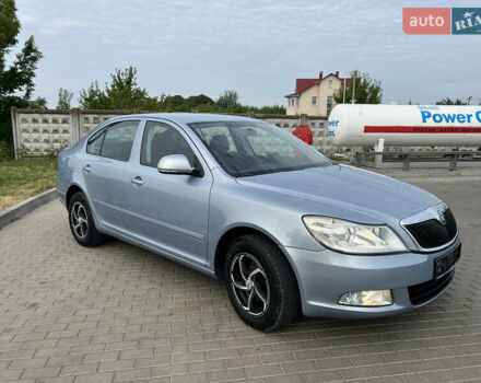 Синий Шкода Октавия, объемом двигателя 1.6 л и пробегом 248 тыс. км за 7999 $, фото 2 на Automoto.ua