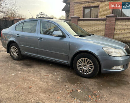 Синий Шкода Октавия, объемом двигателя 1.6 л и пробегом 207 тыс. км за 8450 $, фото 1 на Automoto.ua