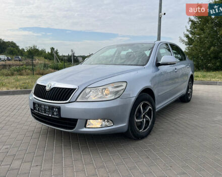 Синий Шкода Октавия, объемом двигателя 1.6 л и пробегом 248 тыс. км за 7999 $, фото 5 на Automoto.ua