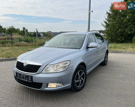 Синий Шкода Октавия, объемом двигателя 1.6 л и пробегом 248 тыс. км за 7999 $, фото 4 на Automoto.ua
