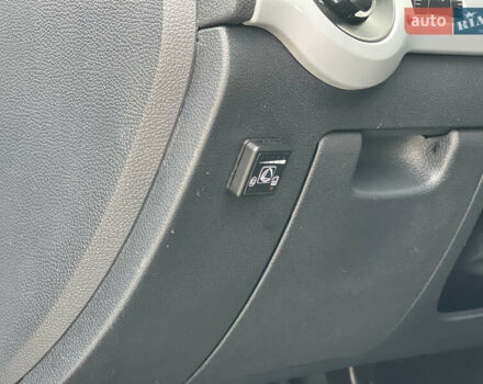 Синий Шкода Октавия, объемом двигателя 1.6 л и пробегом 248 тыс. км за 7999 $, фото 25 на Automoto.ua