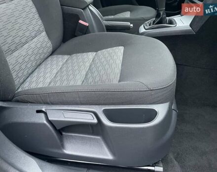 Синий Шкода Октавия, объемом двигателя 1.6 л и пробегом 85 тыс. км за 8999 $, фото 123 на Automoto.ua