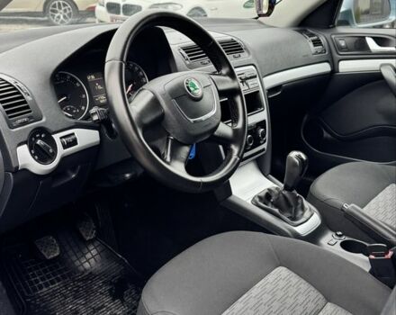 Синий Шкода Октавия, объемом двигателя 1.4 л и пробегом 160 тыс. км за 7400 $, фото 11 на Automoto.ua