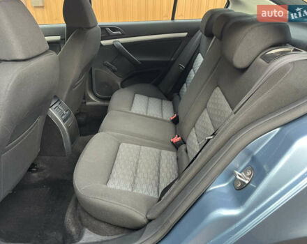 Синий Шкода Октавия, объемом двигателя 1.6 л и пробегом 207 тыс. км за 8450 $, фото 46 на Automoto.ua