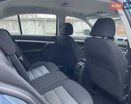 Синий Шкода Октавия, объемом двигателя 1.6 л и пробегом 85 тыс. км за 8999 $, фото 128 на Automoto.ua