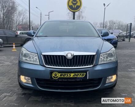 Синий Шкода Октавия, объемом двигателя 1.6 л и пробегом 224 тыс. км за 8200 $, фото 1 на Automoto.ua
