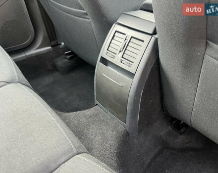 Синий Шкода Октавия, объемом двигателя 1.6 л и пробегом 207 тыс. км за 8450 $, фото 55 на Automoto.ua