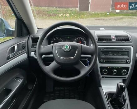 Синий Шкода Октавия, объемом двигателя 1.6 л и пробегом 85 тыс. км за 8999 $, фото 83 на Automoto.ua