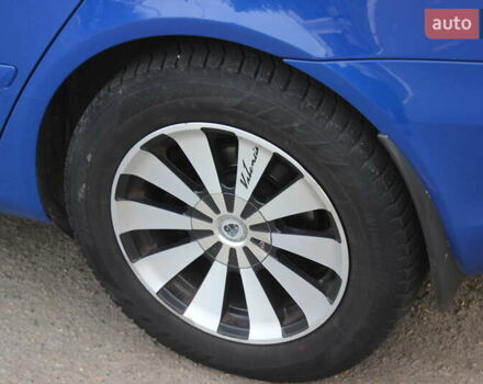 Синий Шкода Октавия, объемом двигателя 1.6 л и пробегом 264 тыс. км за 6800 $, фото 6 на Automoto.ua