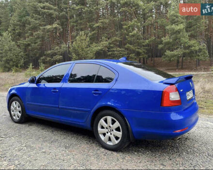 Шкода Октавия 2009 в Ирпене на Automoto.ua Синий Шкода Октавия, объемом двигателя 1.6 л и пробегом 270 тыс. км за 7000 $, фото 4 на Automoto.ua